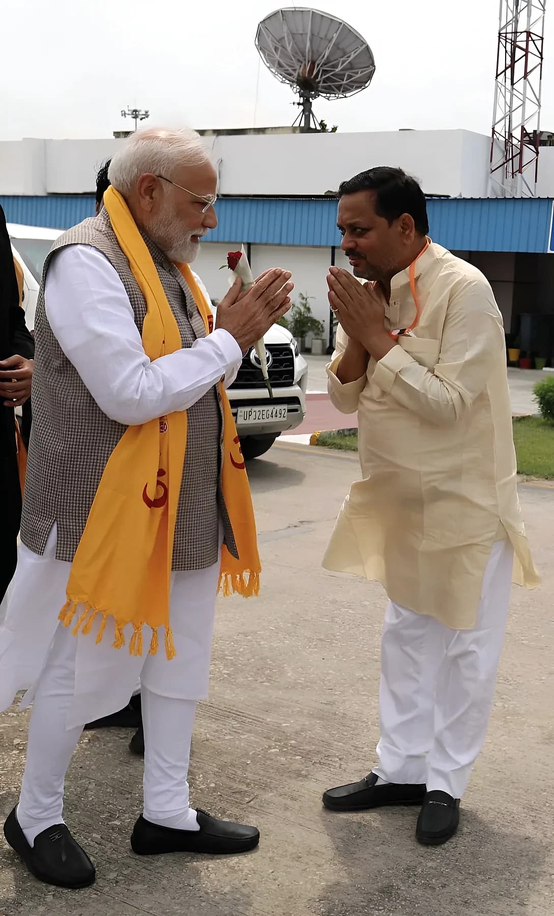 Vinod Kumar Upadhyay greeting Prime Minister Shri Narendra Modi with folded hands
